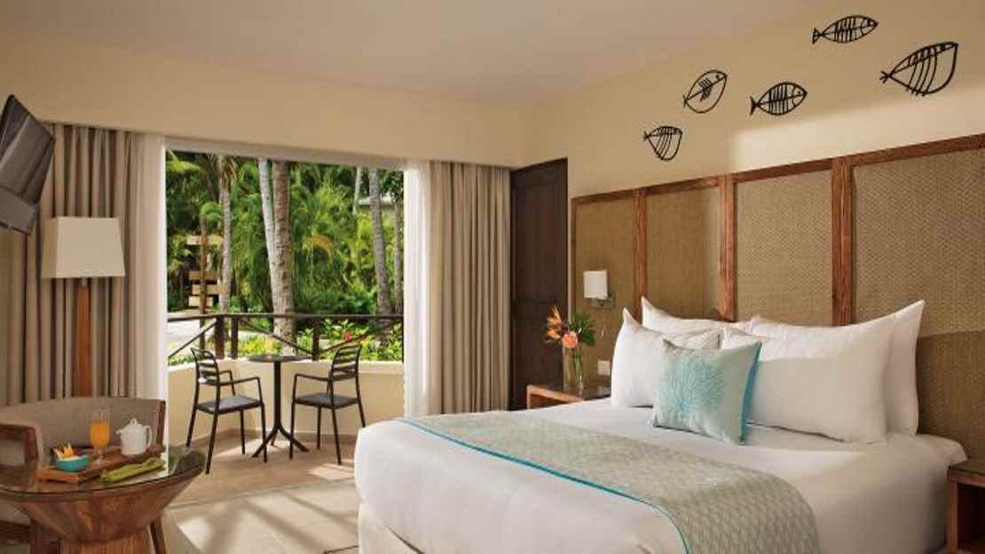 Premium Tropical View